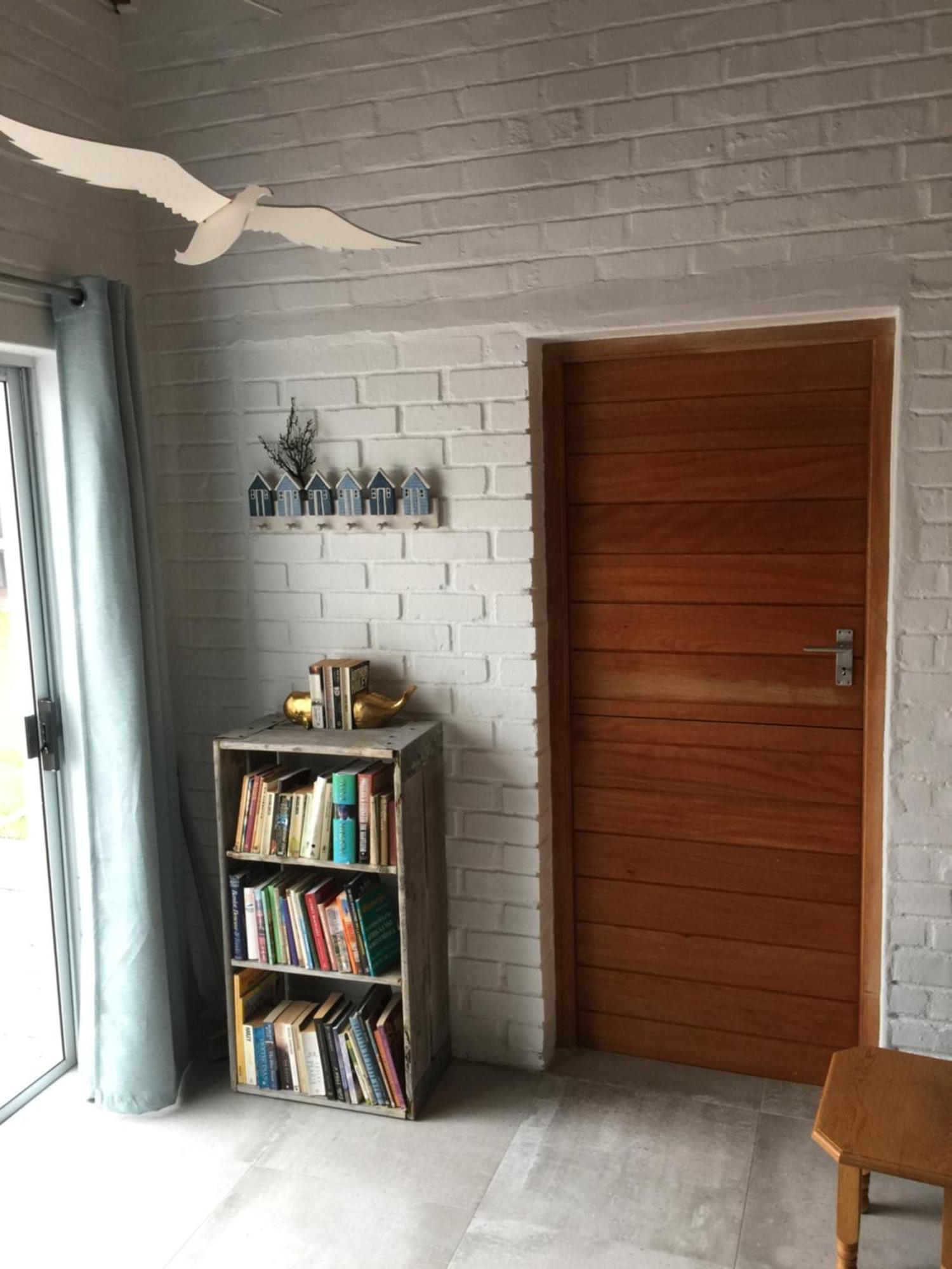 Stone'S Throw Villa Херманус Екстериор снимка